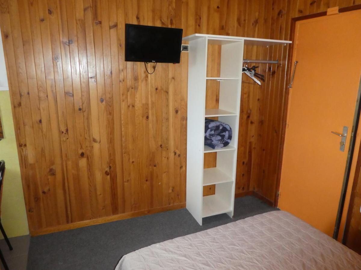 Etanit ! Etape Calme Et Parking Velo, Bicycle - Connection Tous A 1Mn Bus,Train Et Aeroport - Plein Centre De Beziers Pour Visiter,Manger - Chambres Climatisees, Spacieuses Amenagees Pour Singles, Couple, Et Ou Familles - Consigne Et Petit Dej En Plu בזייה מראה חיצוני תמונה